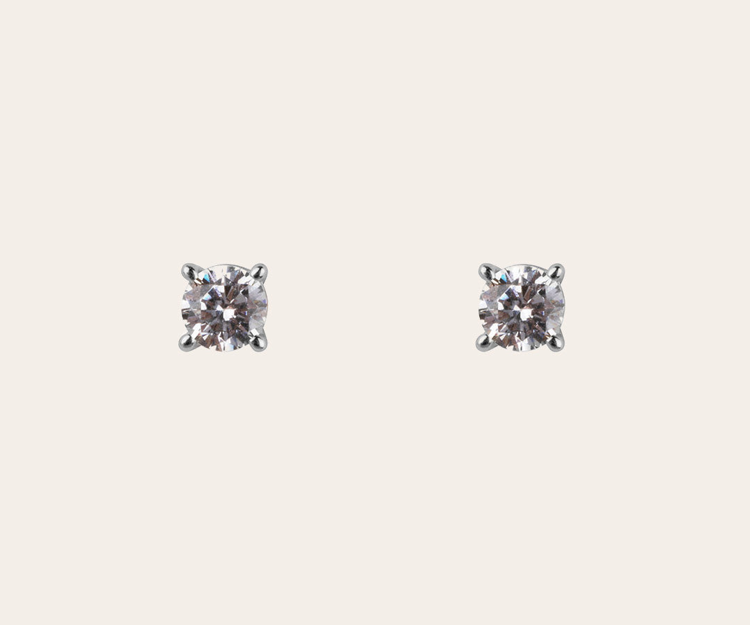 Essential stud diamond earrings silver