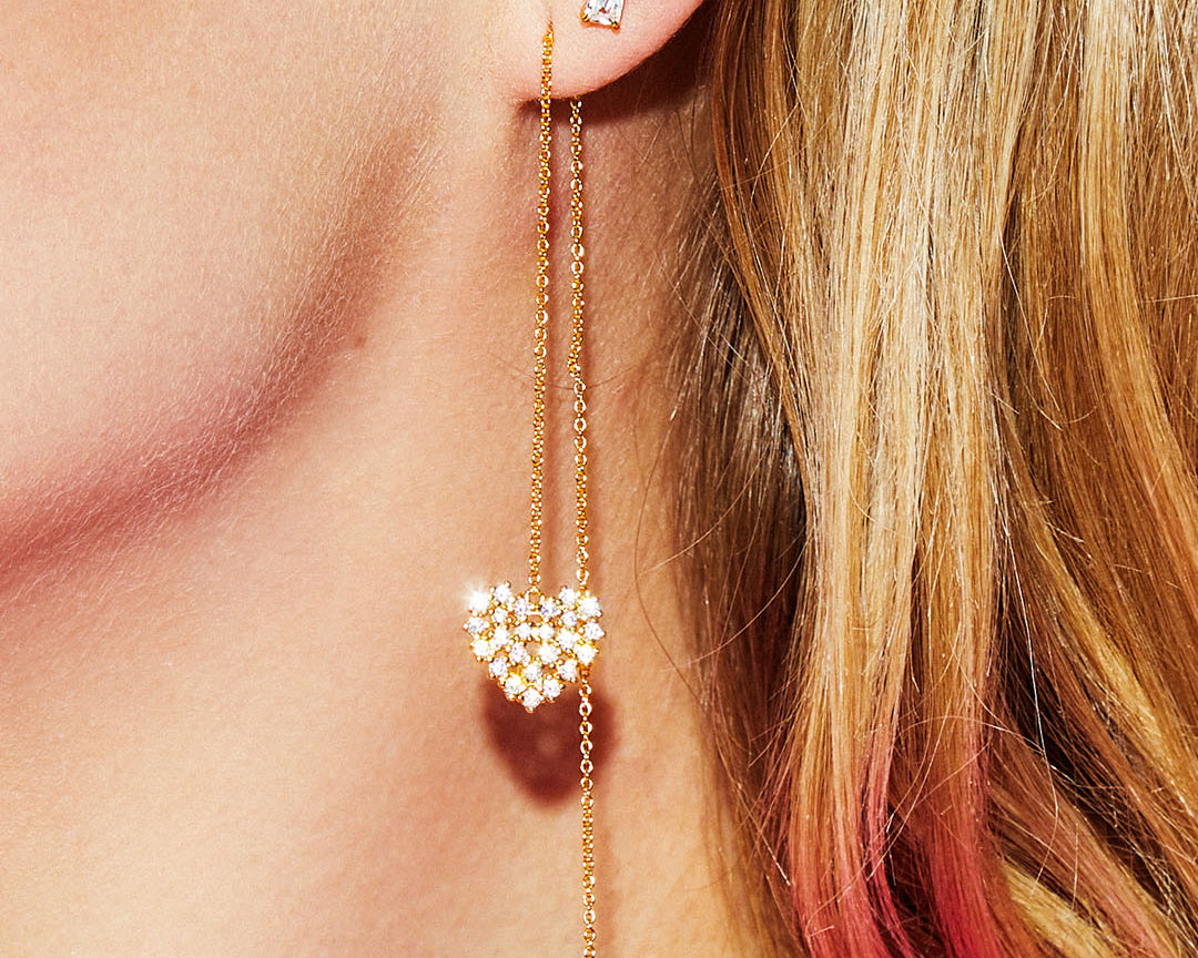 Lucky Lily earring and stud close