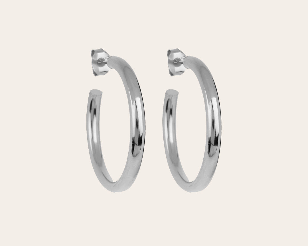 The Go-To hoops M - silver plated
