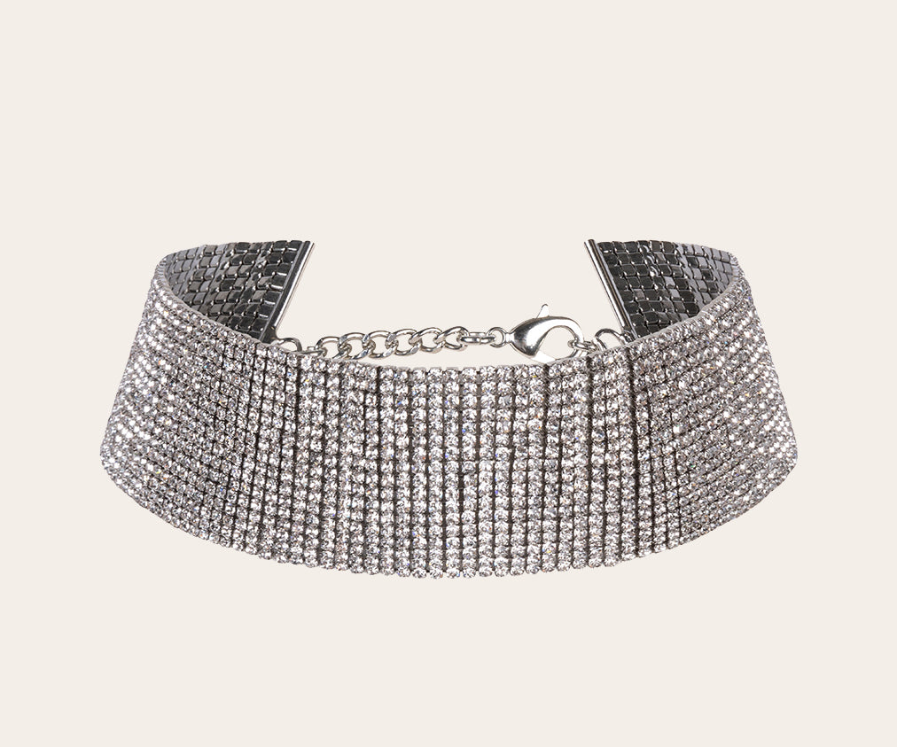 The Victoria Choker white crystals