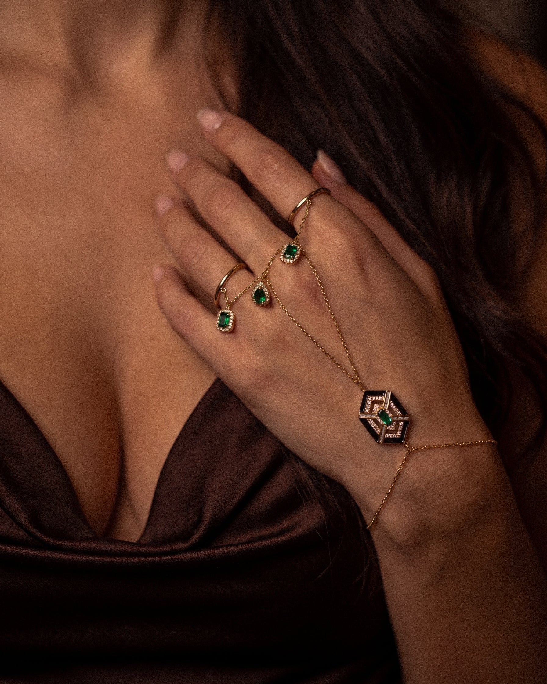 De Iman hand chain – gold plated