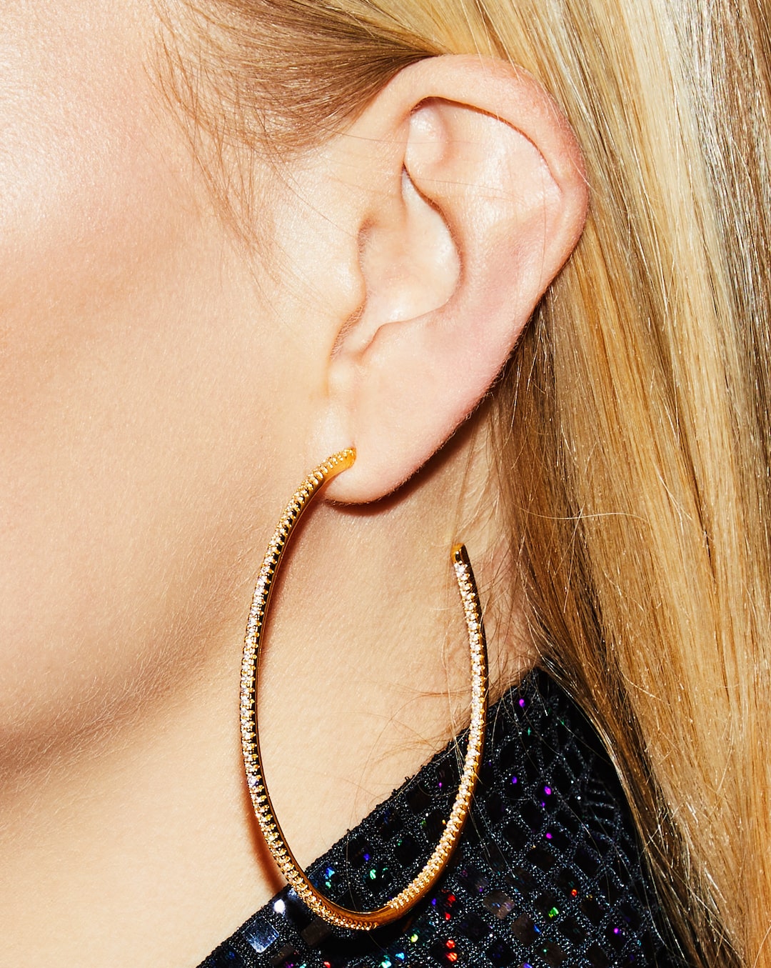 Jennifer lopez gold hoop earrings on sale