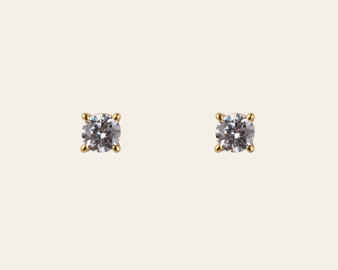 Essential stud diamond earrings gold