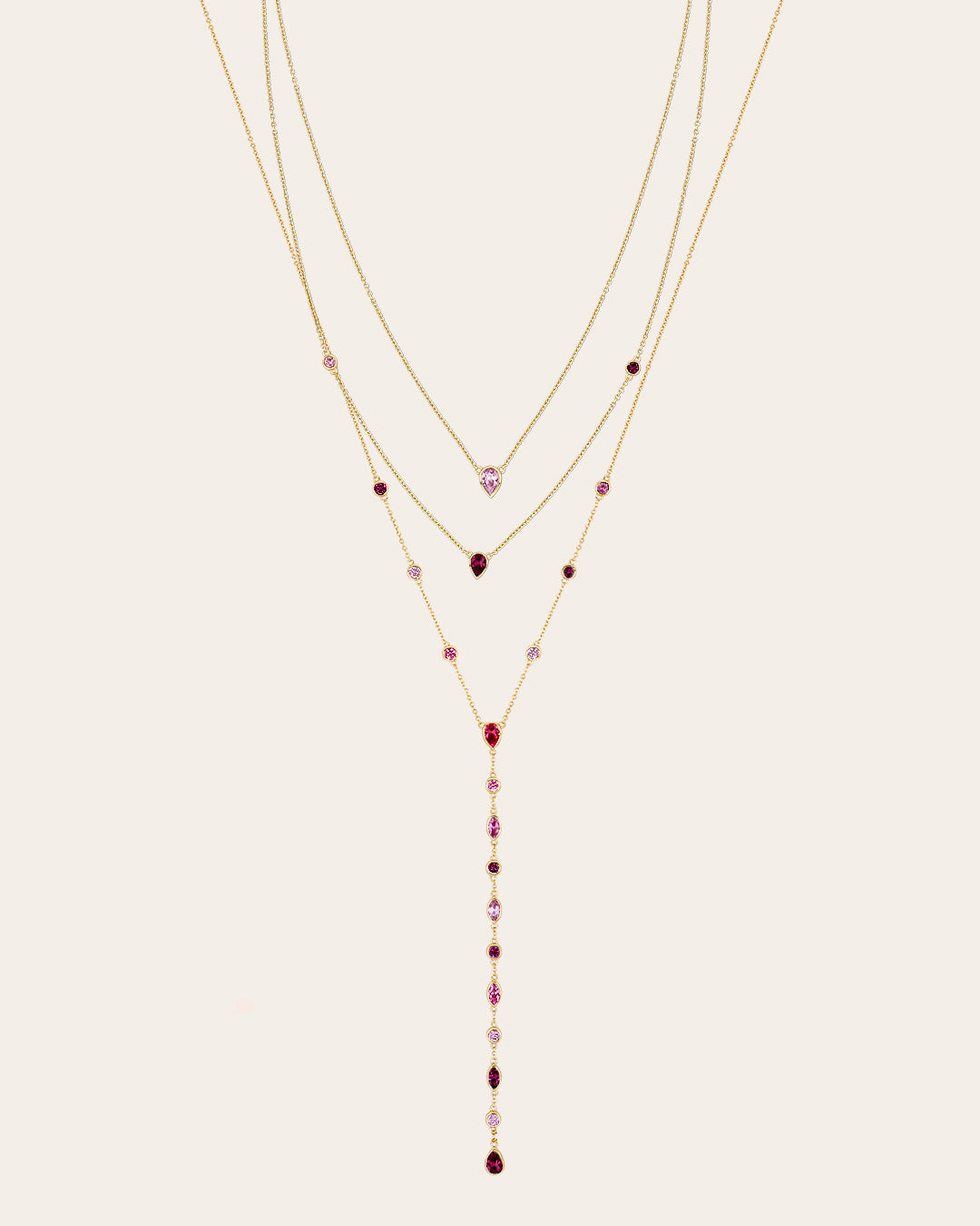 De Aurelia Ruby ketting - gold plated
